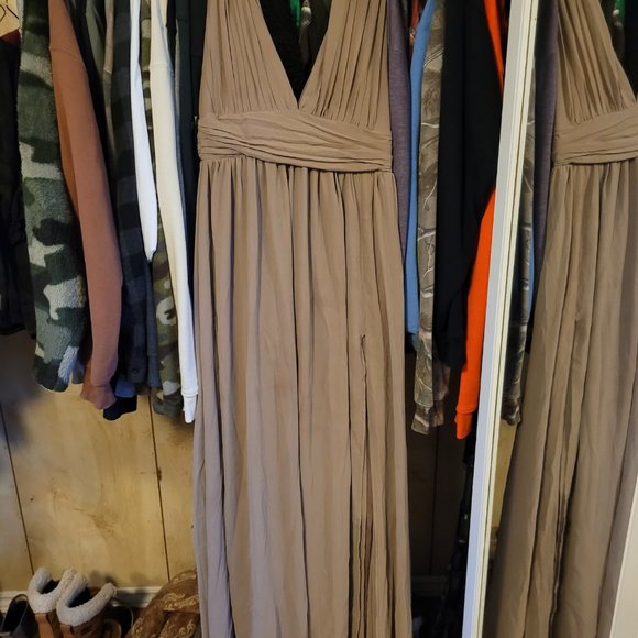 Lulu's bridesmaid dress size small - Picture 4 of 4